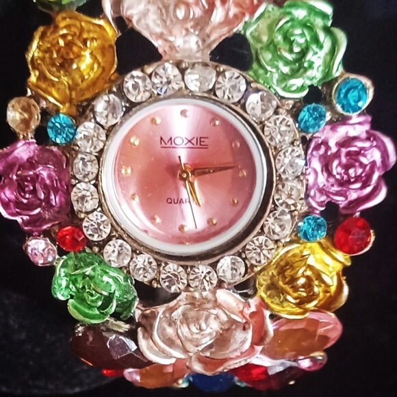 Moxie Watch Rose Bracelet - Picture 3 of 8